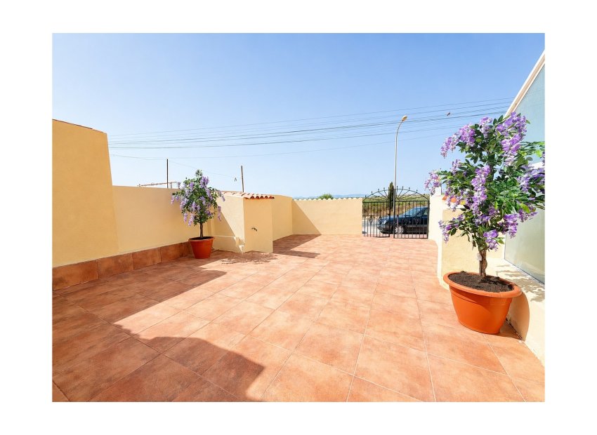 Resale - Ground Floor Bungalow - Torrevieja * - La Siesta - El Salado - Torreta