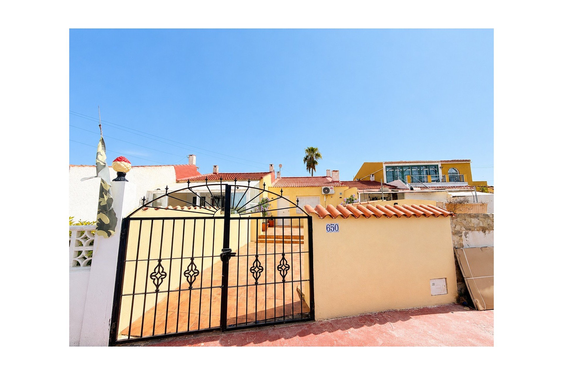 Resale - Ground Floor Bungalow - Torrevieja * - La Siesta - El Salado - Torreta