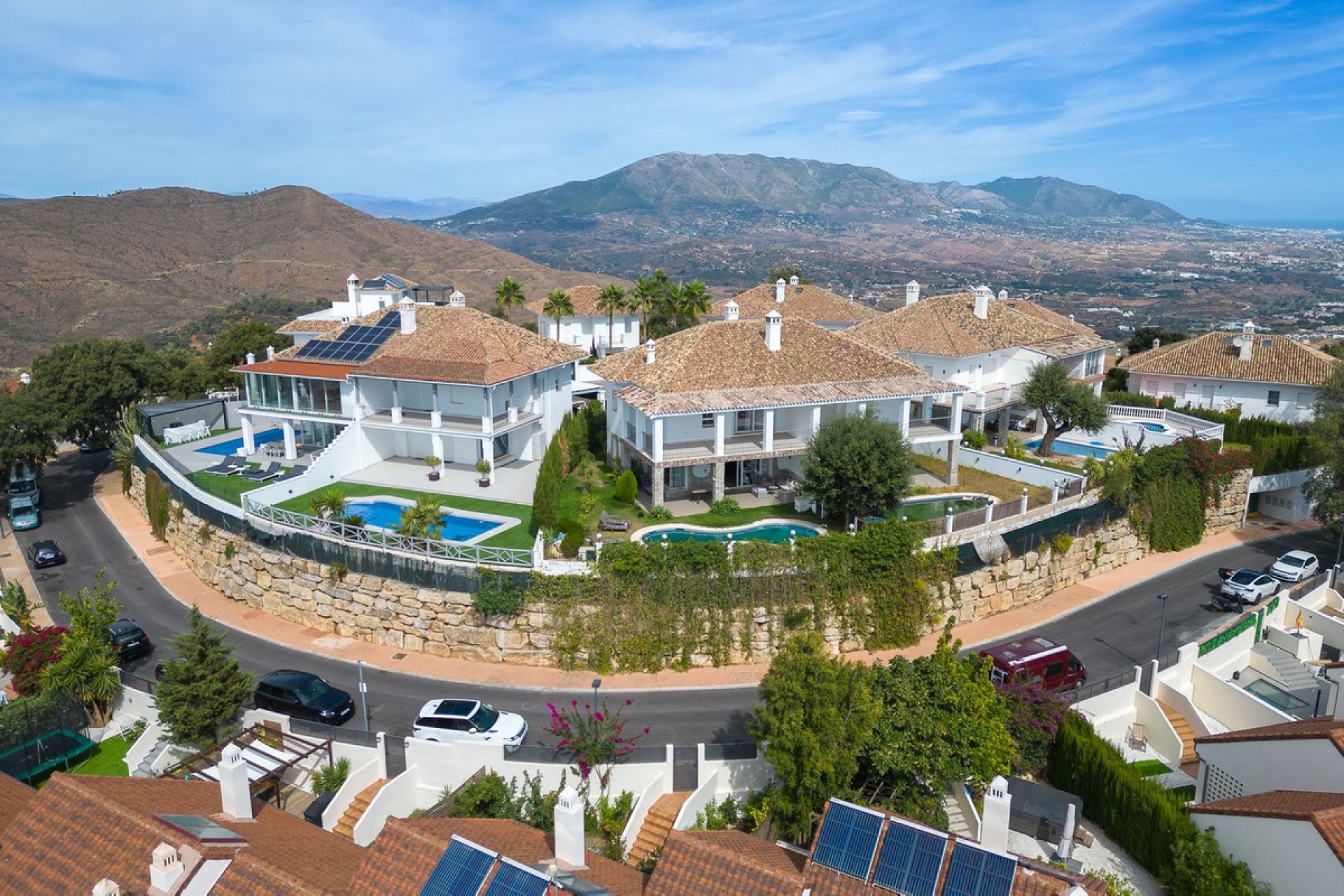 Resale - House - La Mairena - Costa del Sol