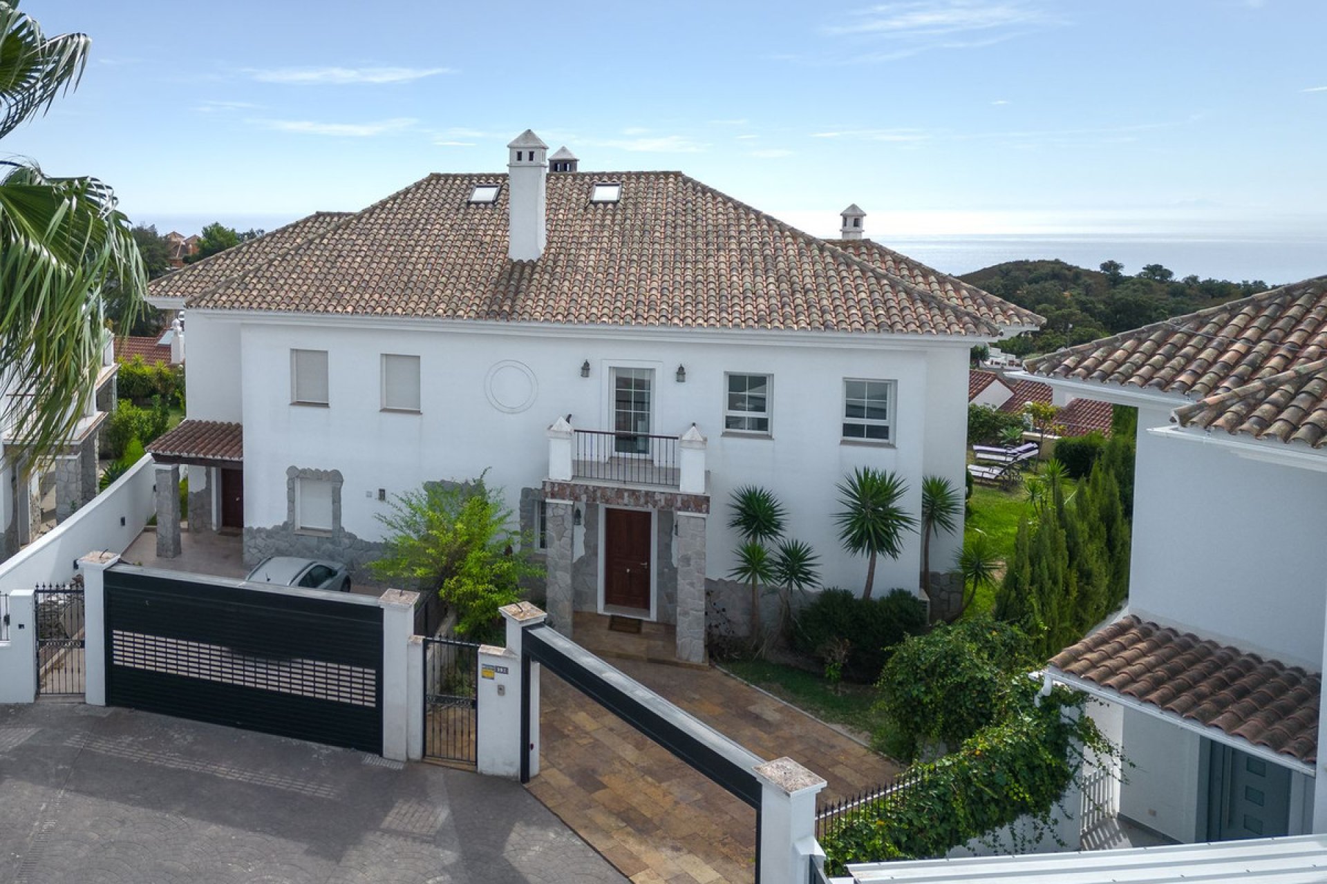 Resale - House - La Mairena - Costa del Sol