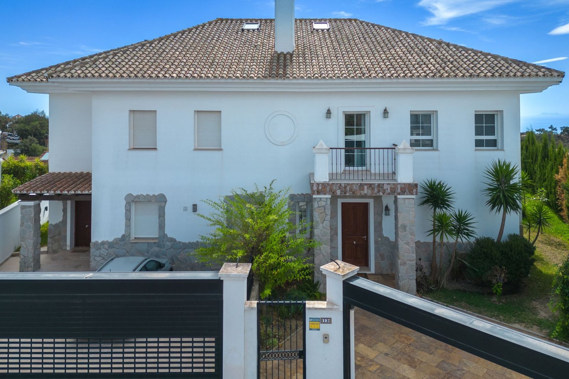 Resale - House - La Mairena - Costa del Sol