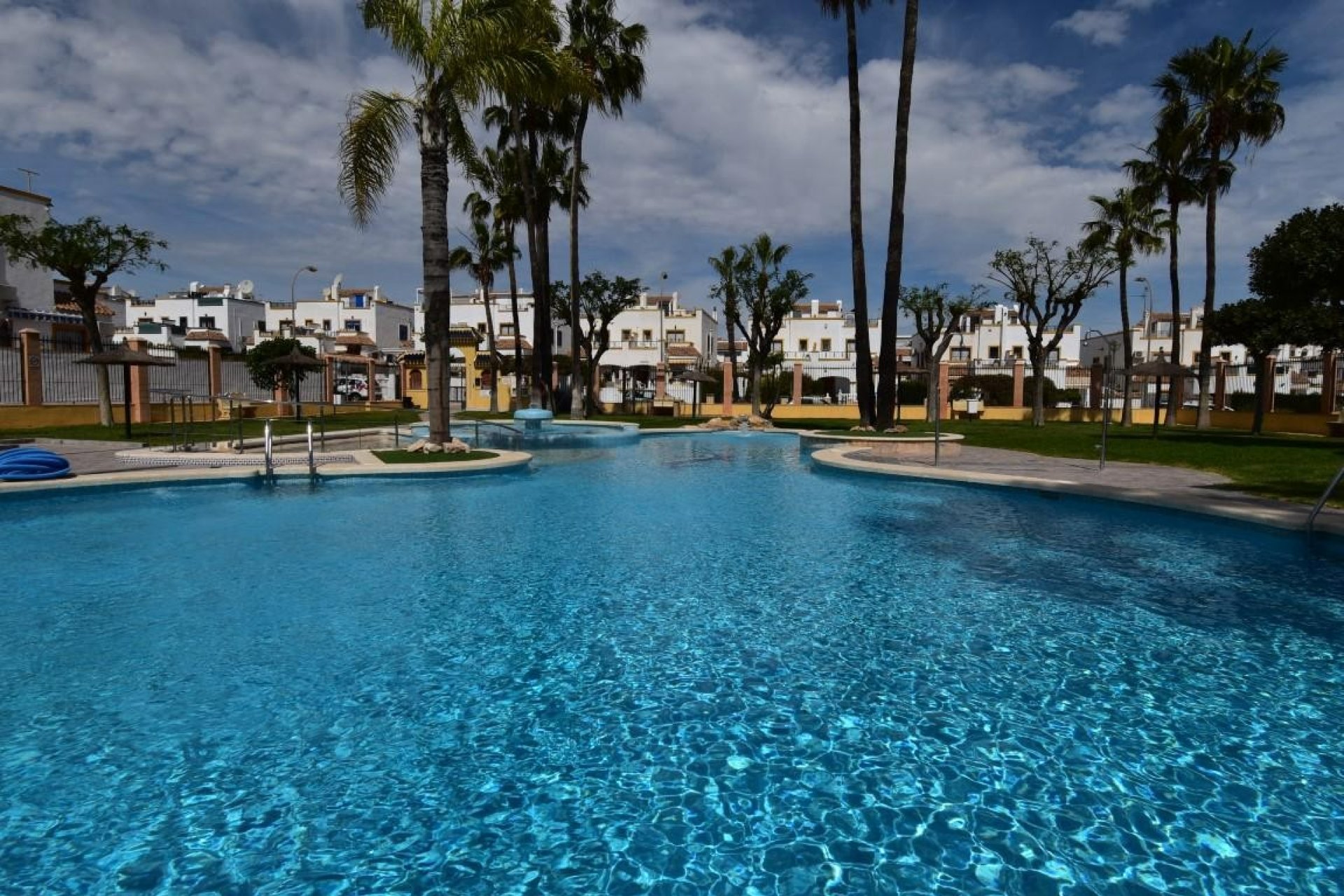 Resale - House - Orihuela Costa - La Florida