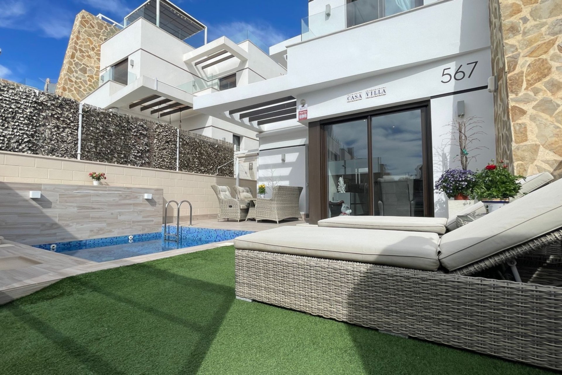 Resale - House - Orihuela Costa* - Villamartin*