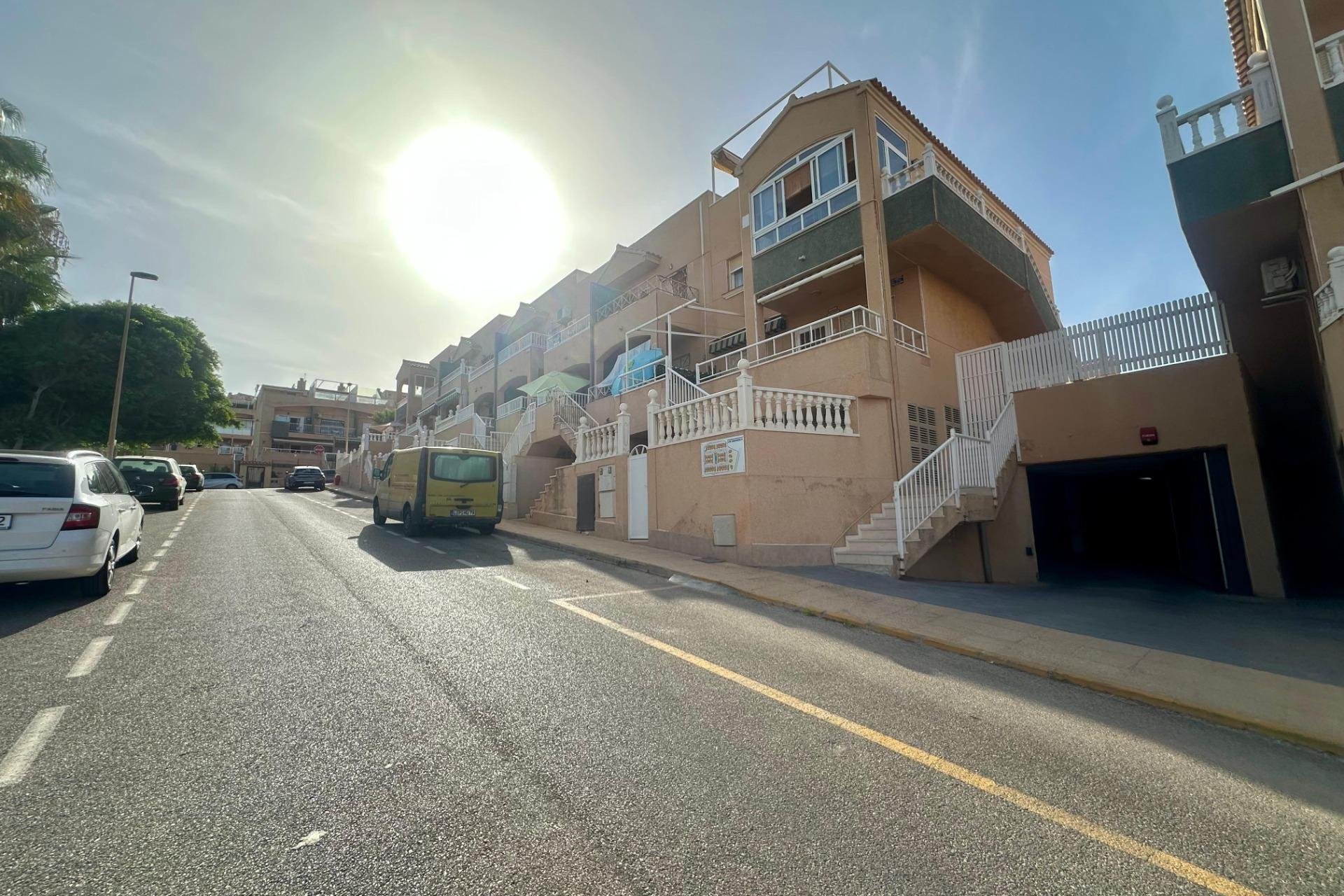 Resale - Parking space / Garage * - Torrevieja * - Cabo cervera *
