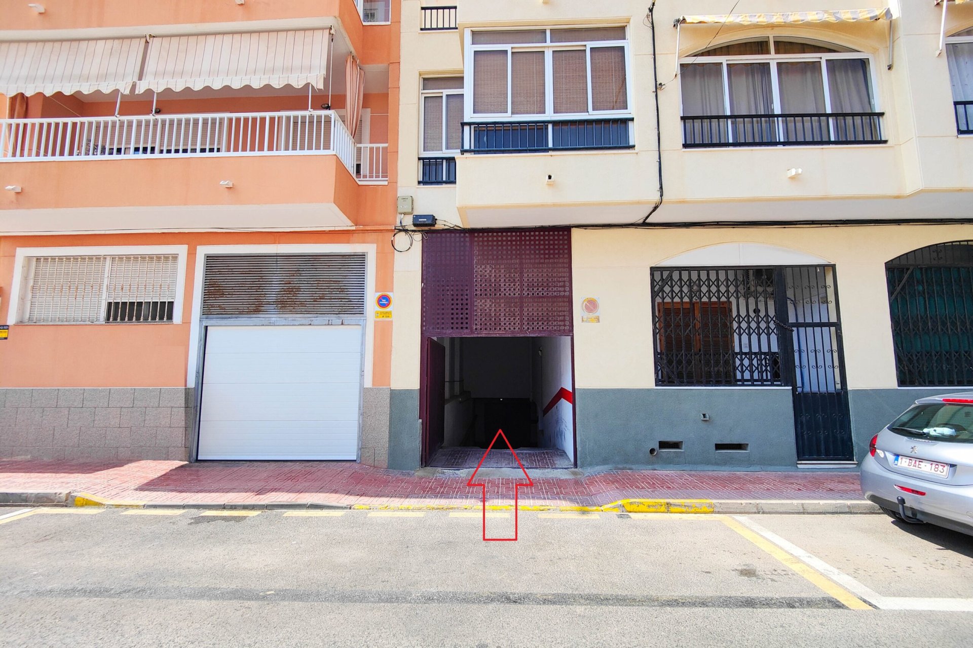 Resale - Parking space / Garage * - Torrevieja * - Playa del Cura *