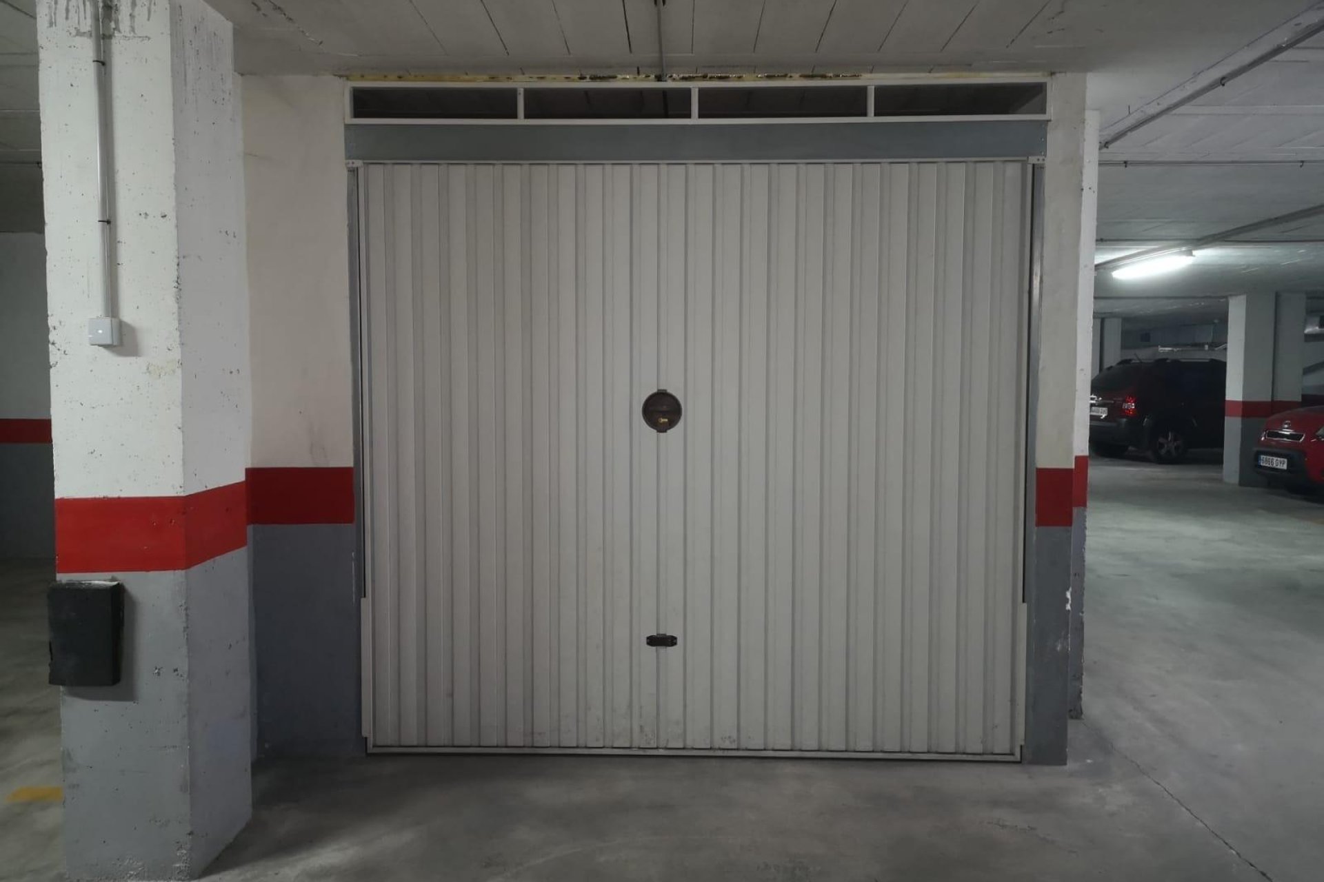 Resale - Parking space / Garage * - Torrevieja *