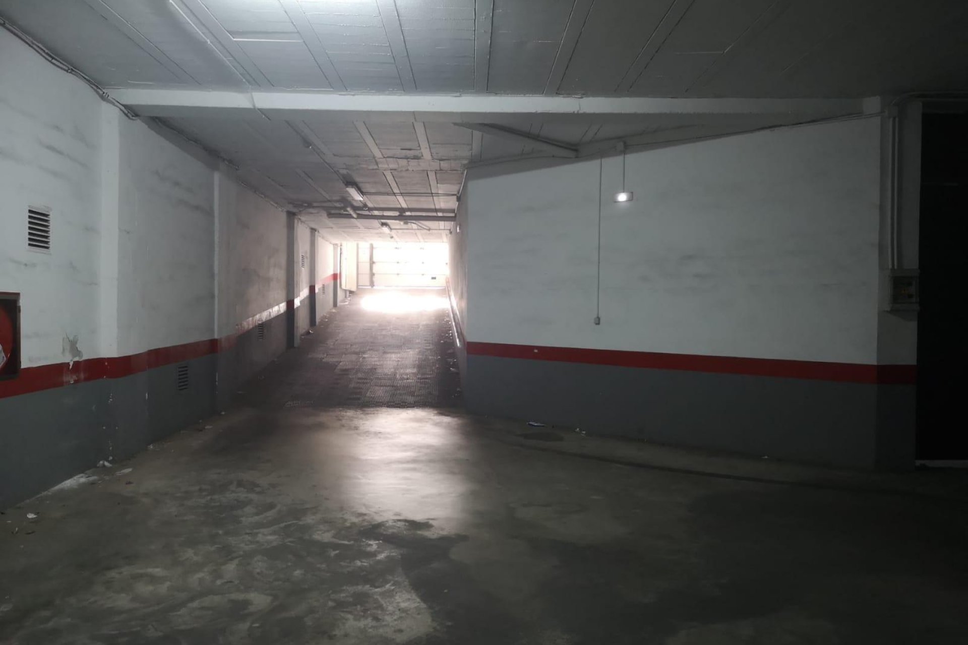 Resale - Parking space / Garage * - Torrevieja *