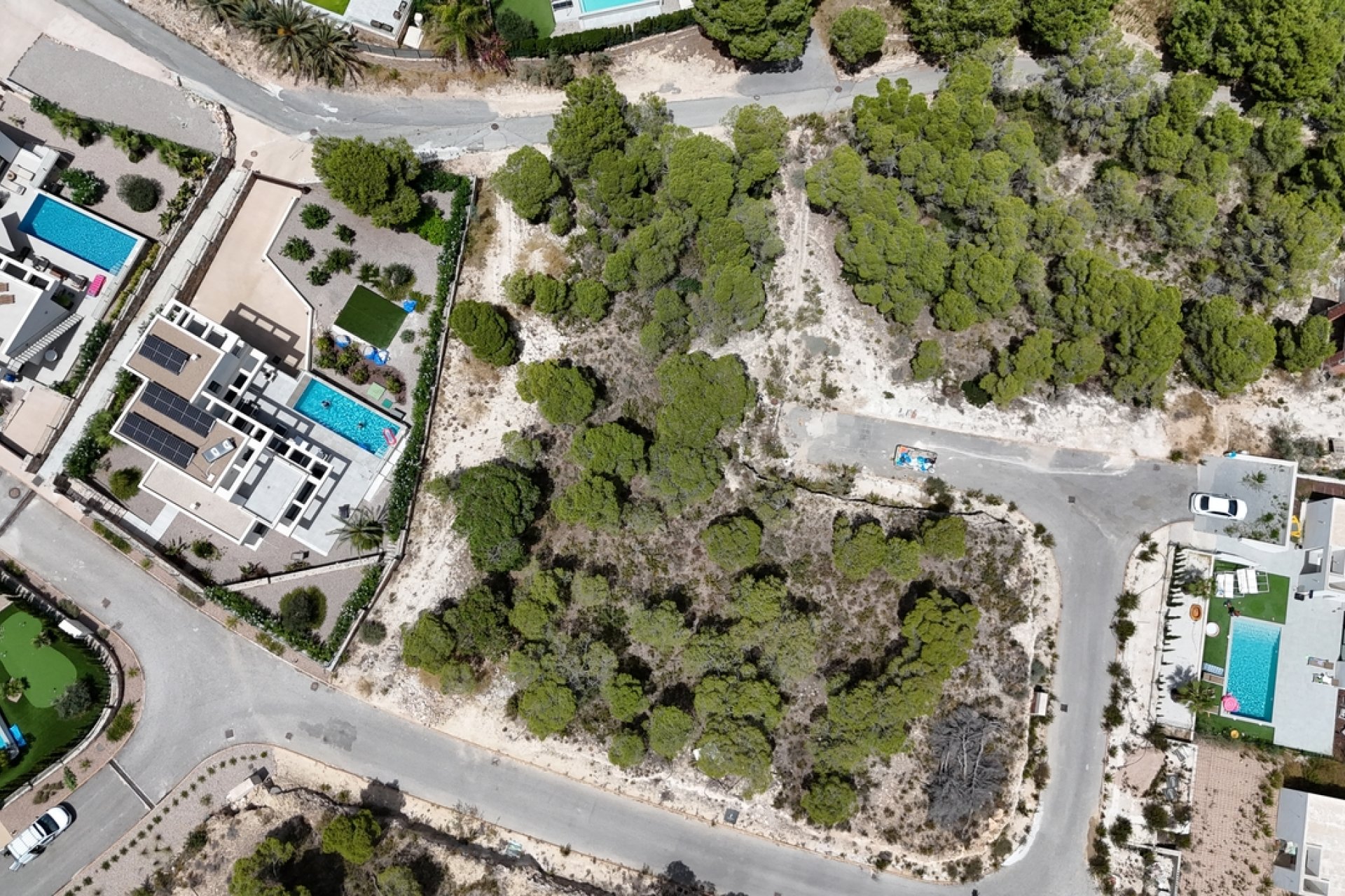 Resale - Plot * - Las Colinas Golf * - Las Colinas Golf Resort *
