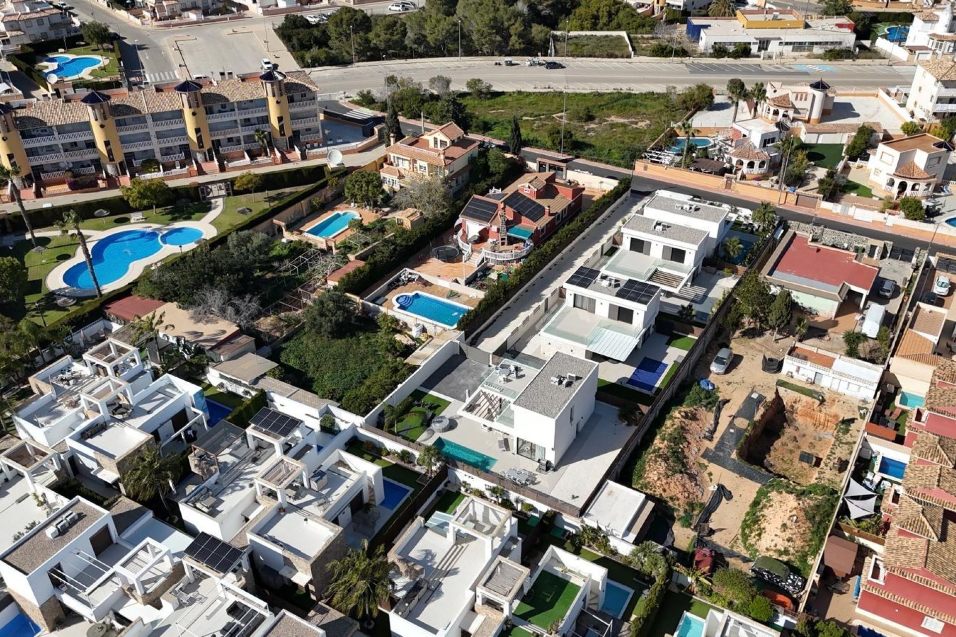 Resale - Plot * - Orihuela Costa * - Lomas de Cabo Roig *