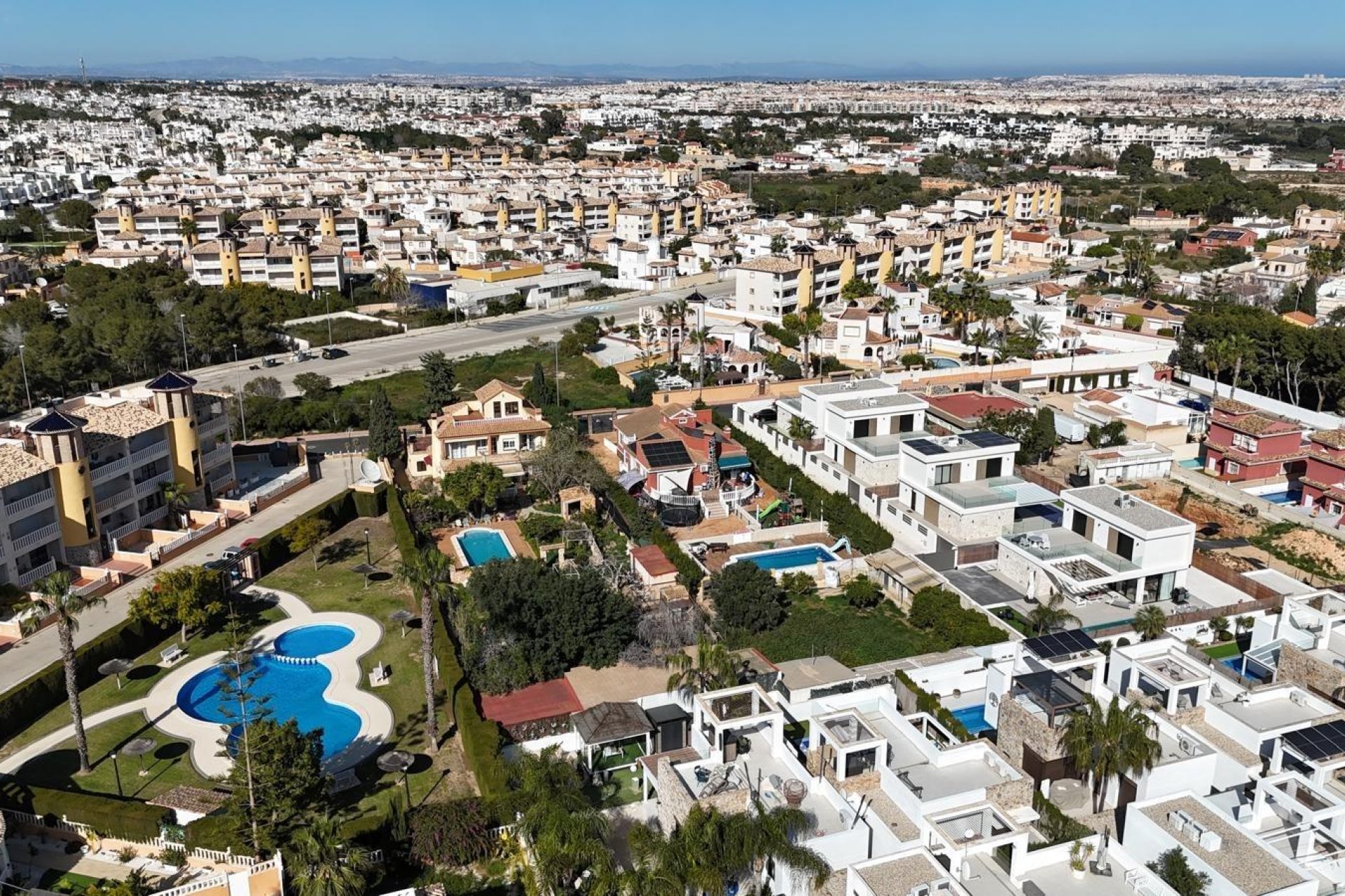 Resale - Plot * - Orihuela Costa * - Lomas de Cabo Roig *