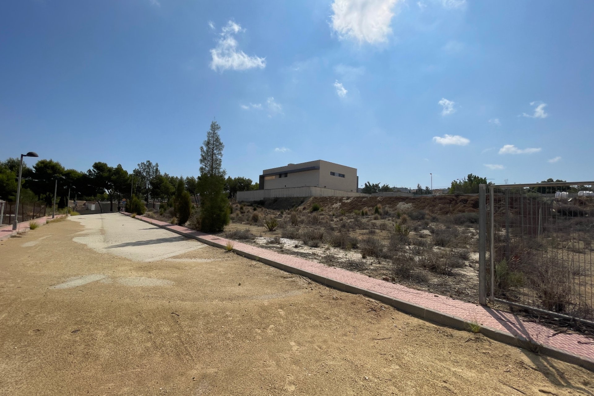 Resale - Plot * - Rojales *