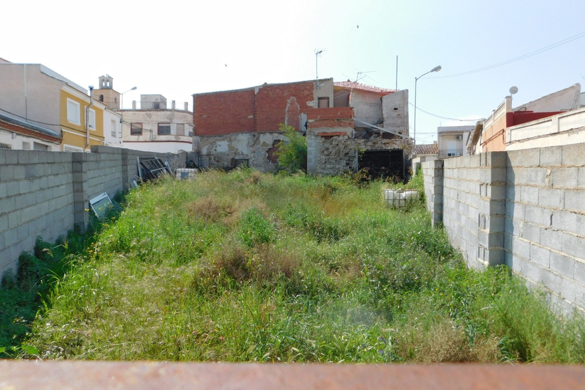 Resale - Plot * - Torremendo *