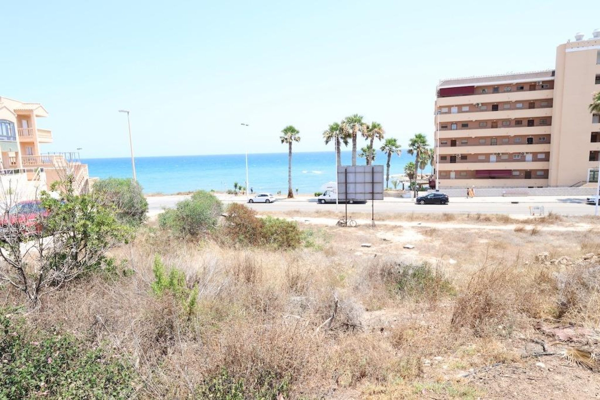 Resale - Plot * - Torrevieja * - Cabo cervera *