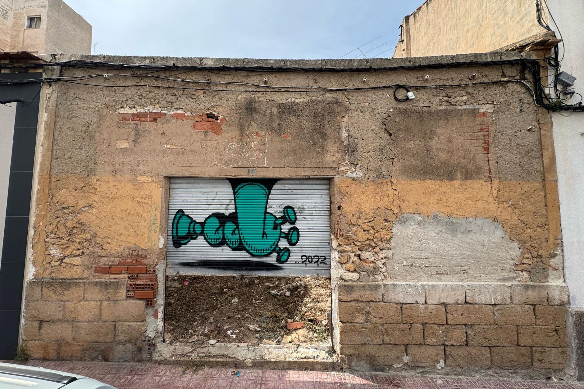 Resale - Plot * - Torrevieja - Torrevieja *