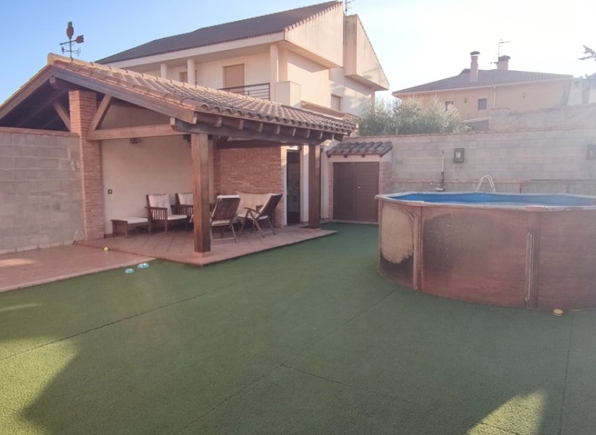 Resale - Semi Detached Villa - Caudete