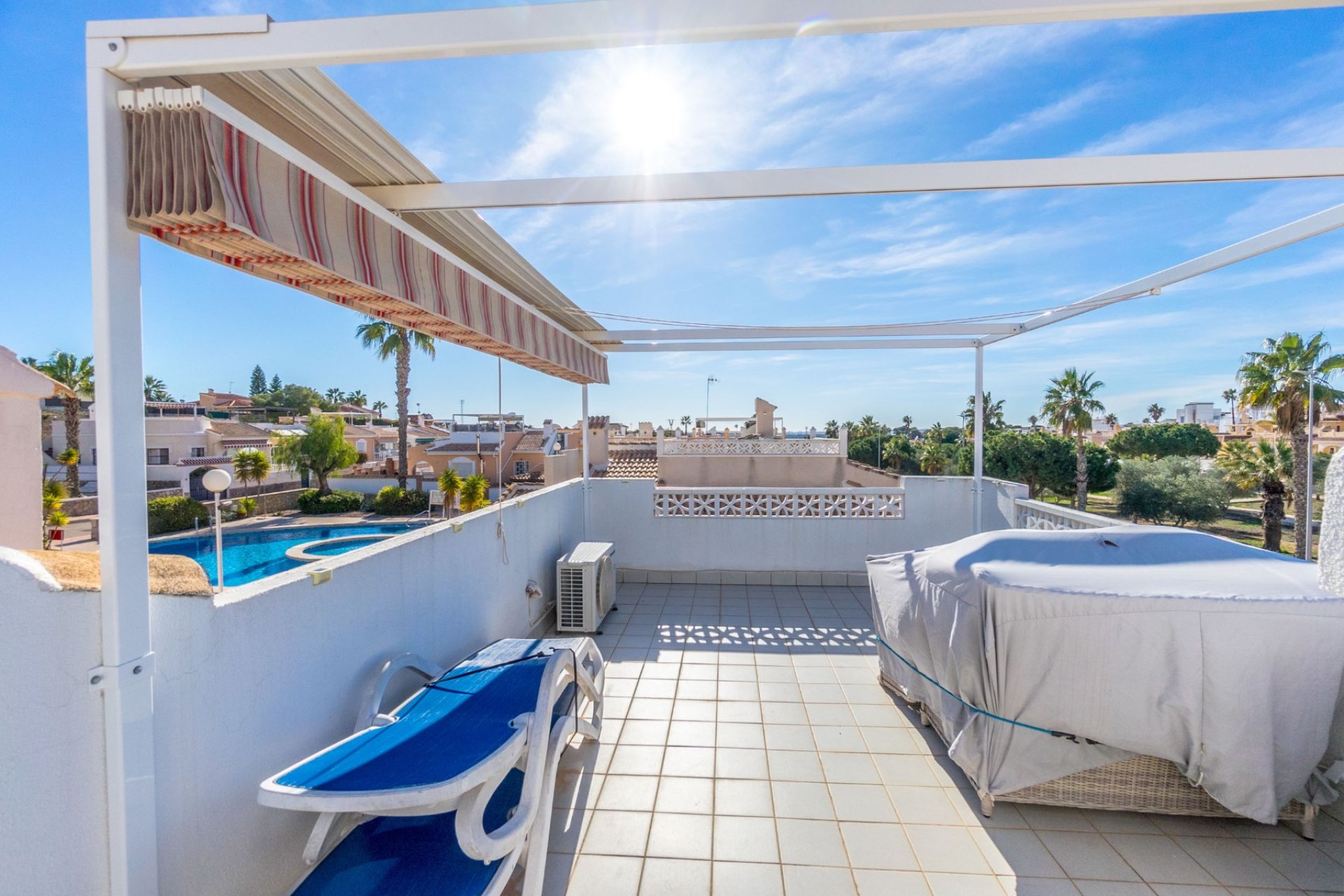 Resale - Semi Detached Villa - Ciudad Quesada - La Fiesta