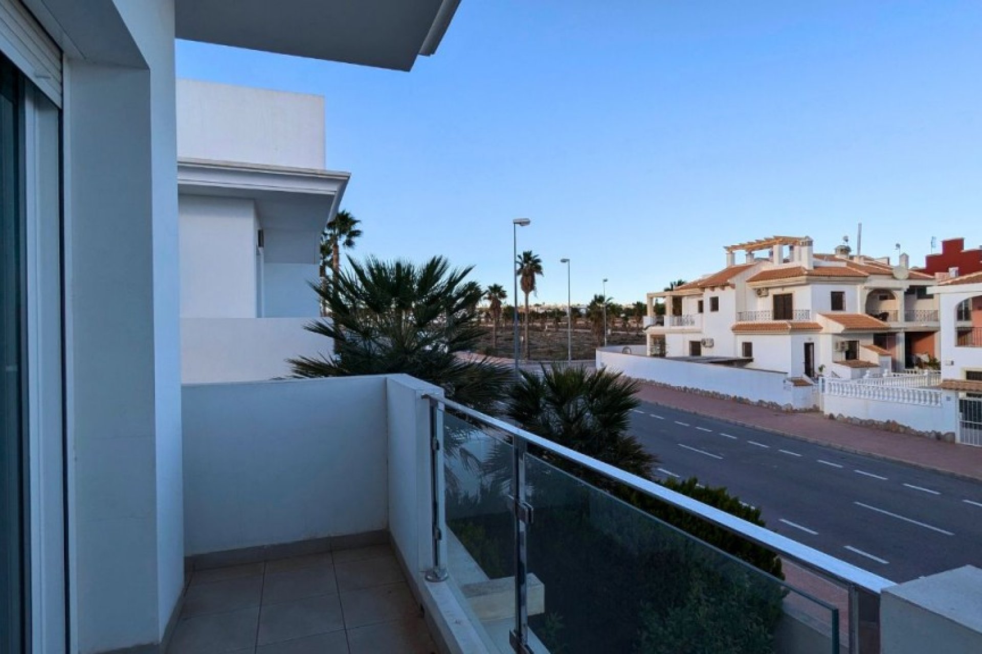 Resale - Semi Detached Villa - Ciudad Quesada