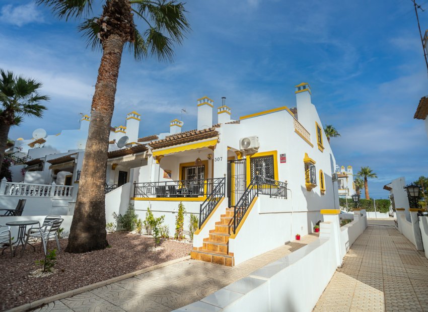 Resale - Semi Detached Villa - Orihuela Costa - Villa Martin