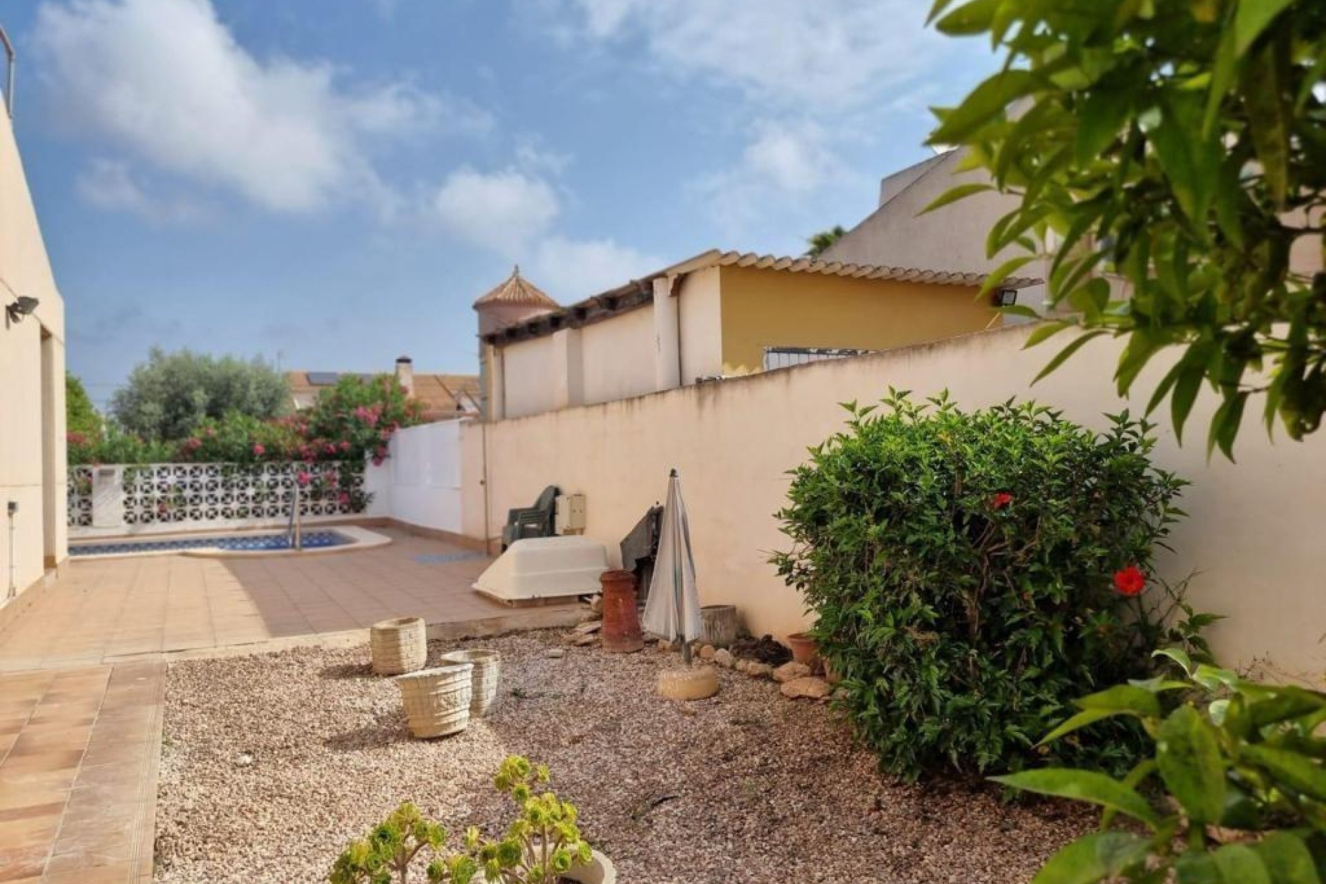 Resale - Semi Detached Villa - Torrevieja - La siesta