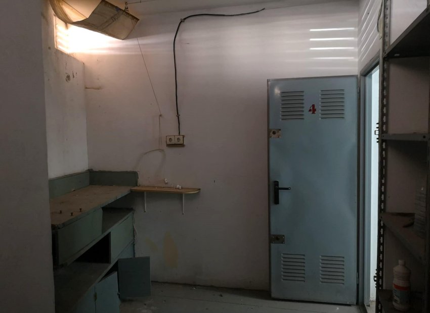 Resale - Storage * - Torrevieja *