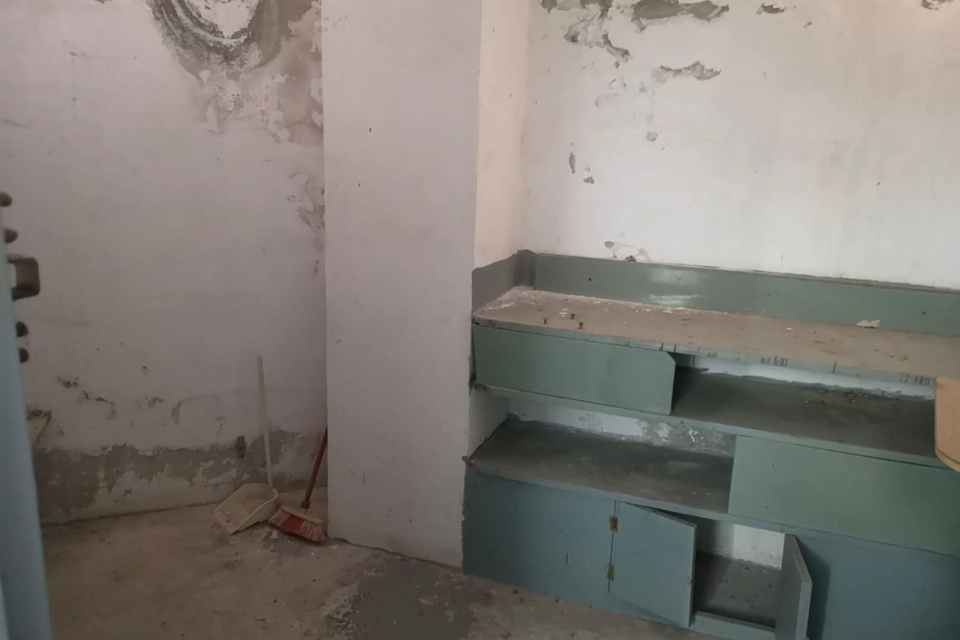 Resale - Storage * - Torrevieja *