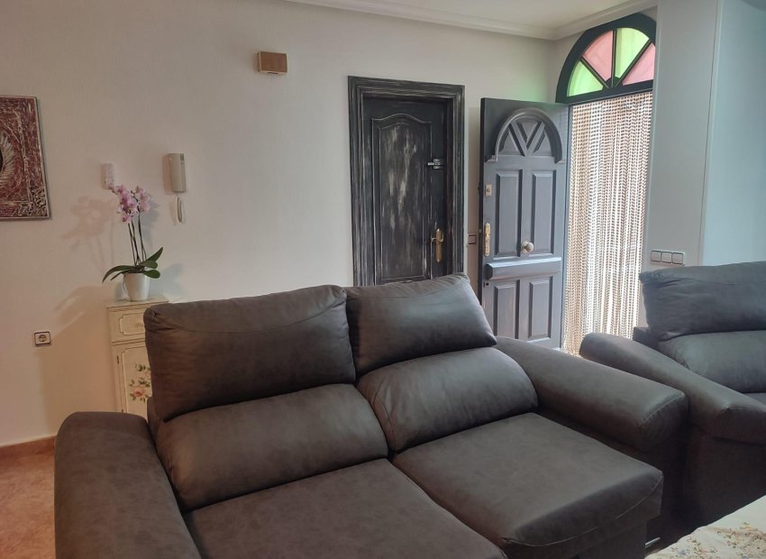 Resale - Terraced house - Dolores - Center