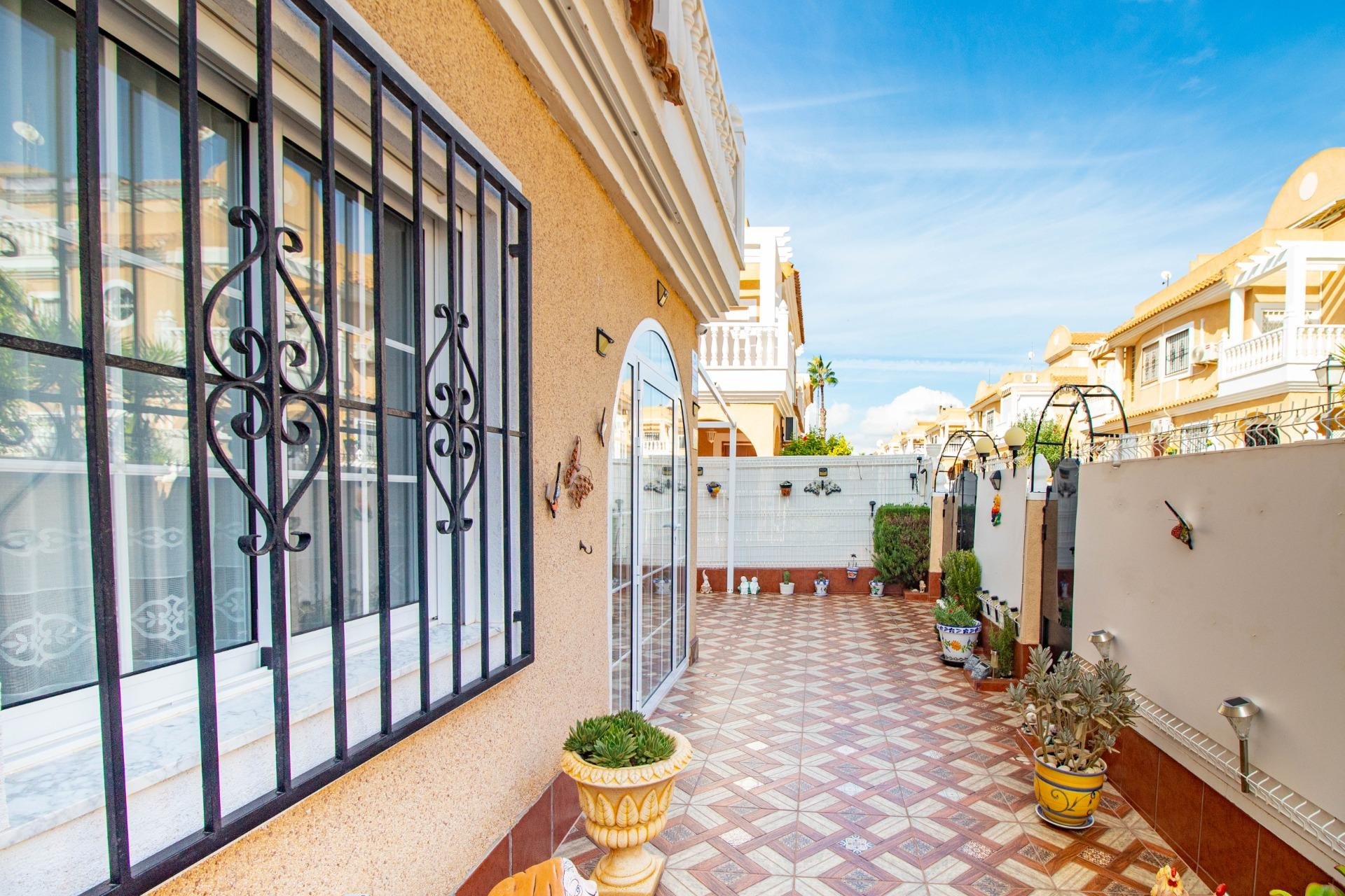 Resale - Terraced house - Orihuela Costa - La Regia