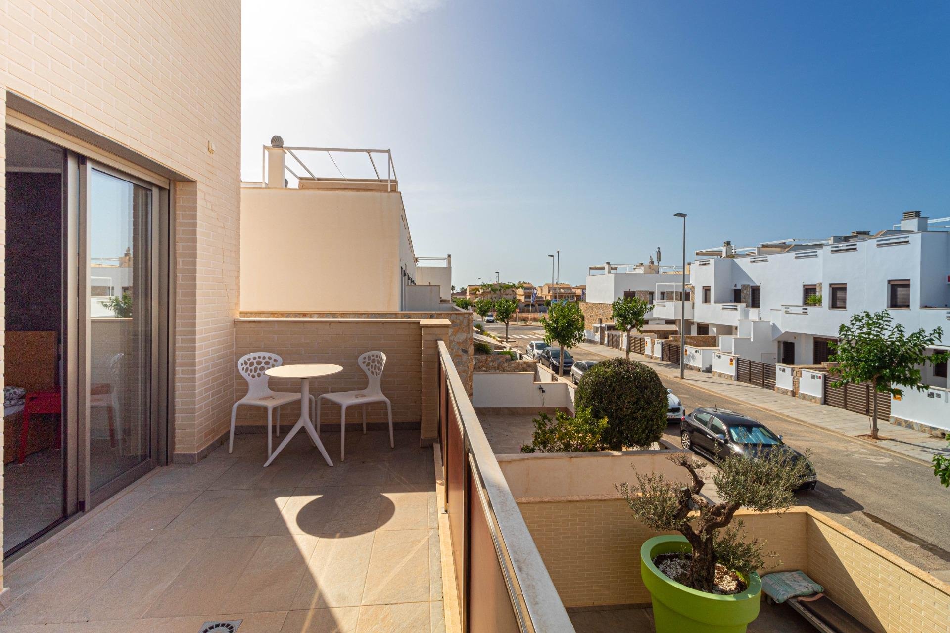 Resale - Terraced house - Pilar de la Horadada - La Torre de la Horadada