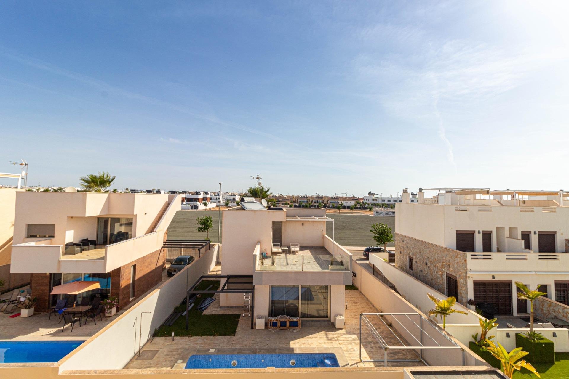 Resale - Terraced house - Pilar de la Horadada - La Torre de la Horadada