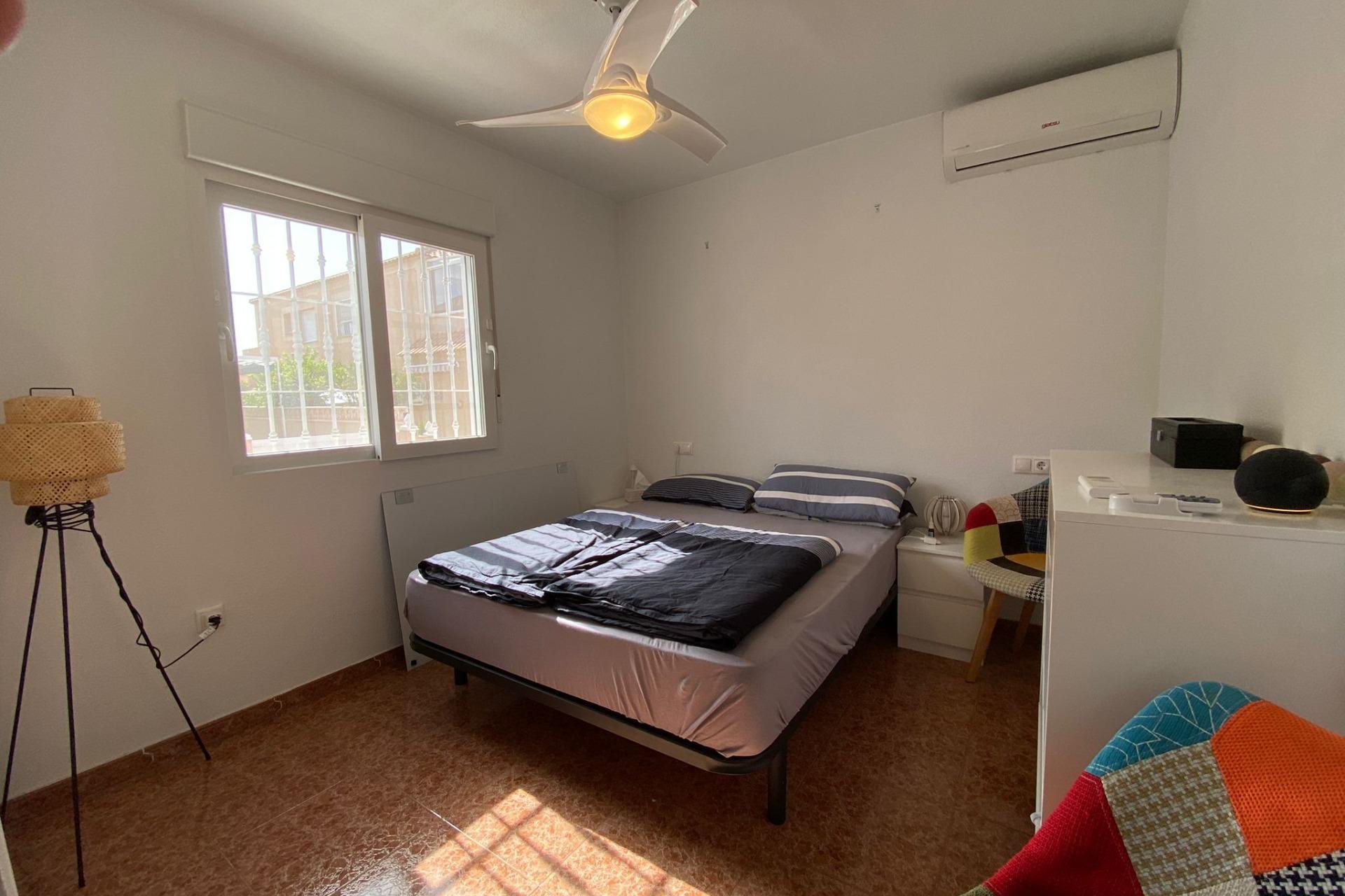 Resale - Terraced house - Torrevieja - El limonar