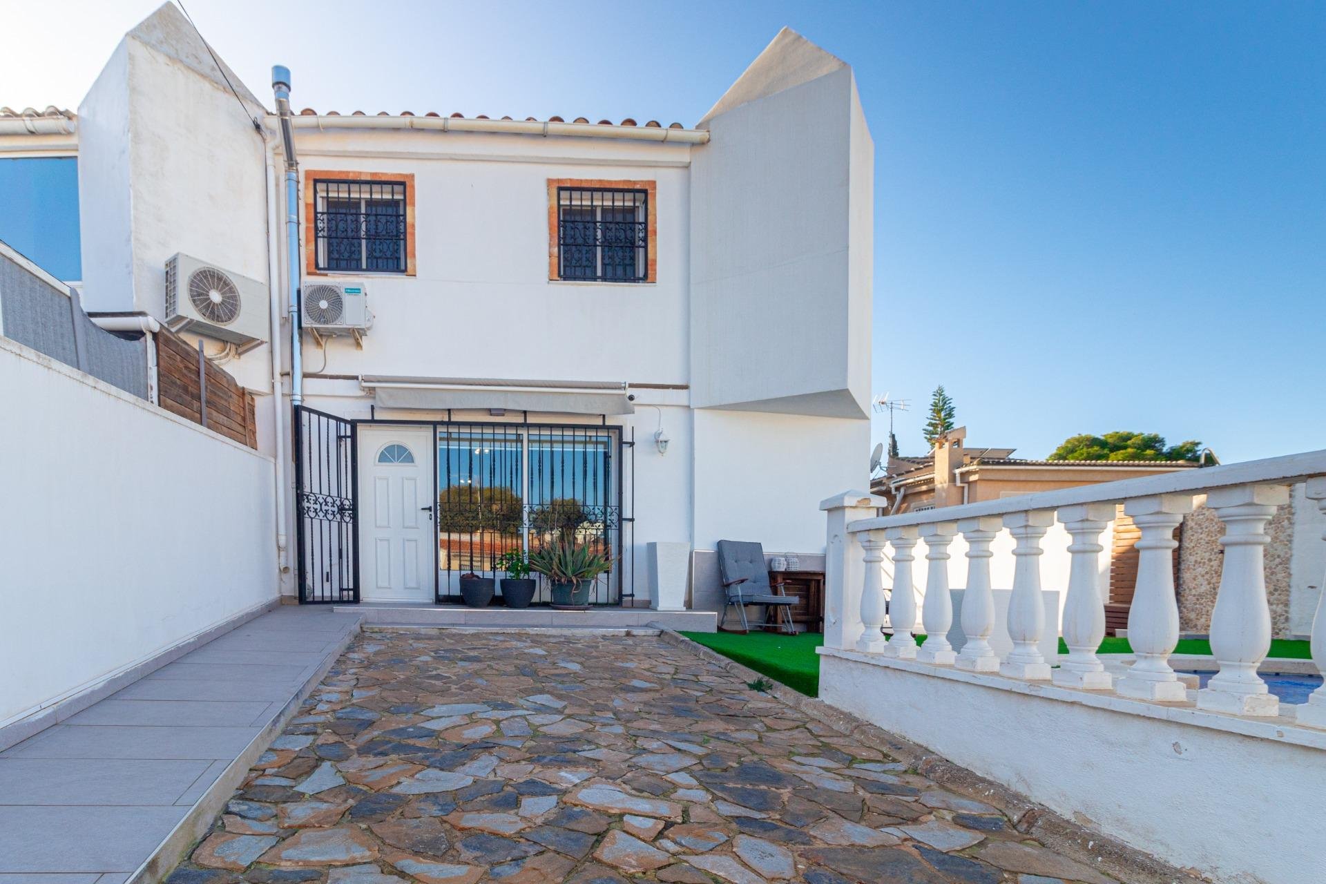 Resale - Terraced house - Torrevieja - Los Balcones - Los Altos del Edén