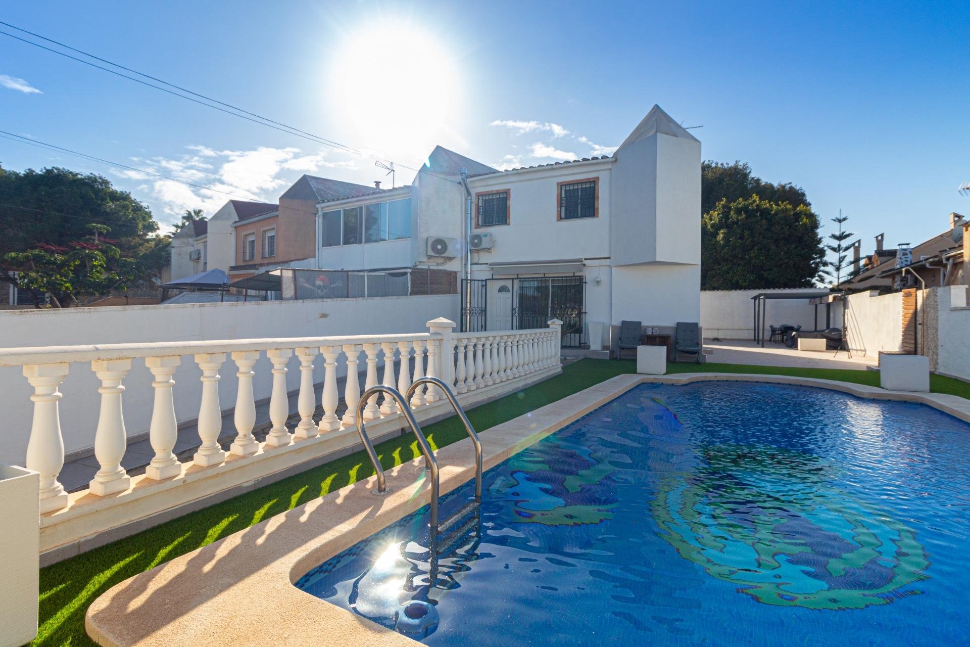 Resale - Terraced house - Torrevieja - Los Balcones - Los Altos del Edén