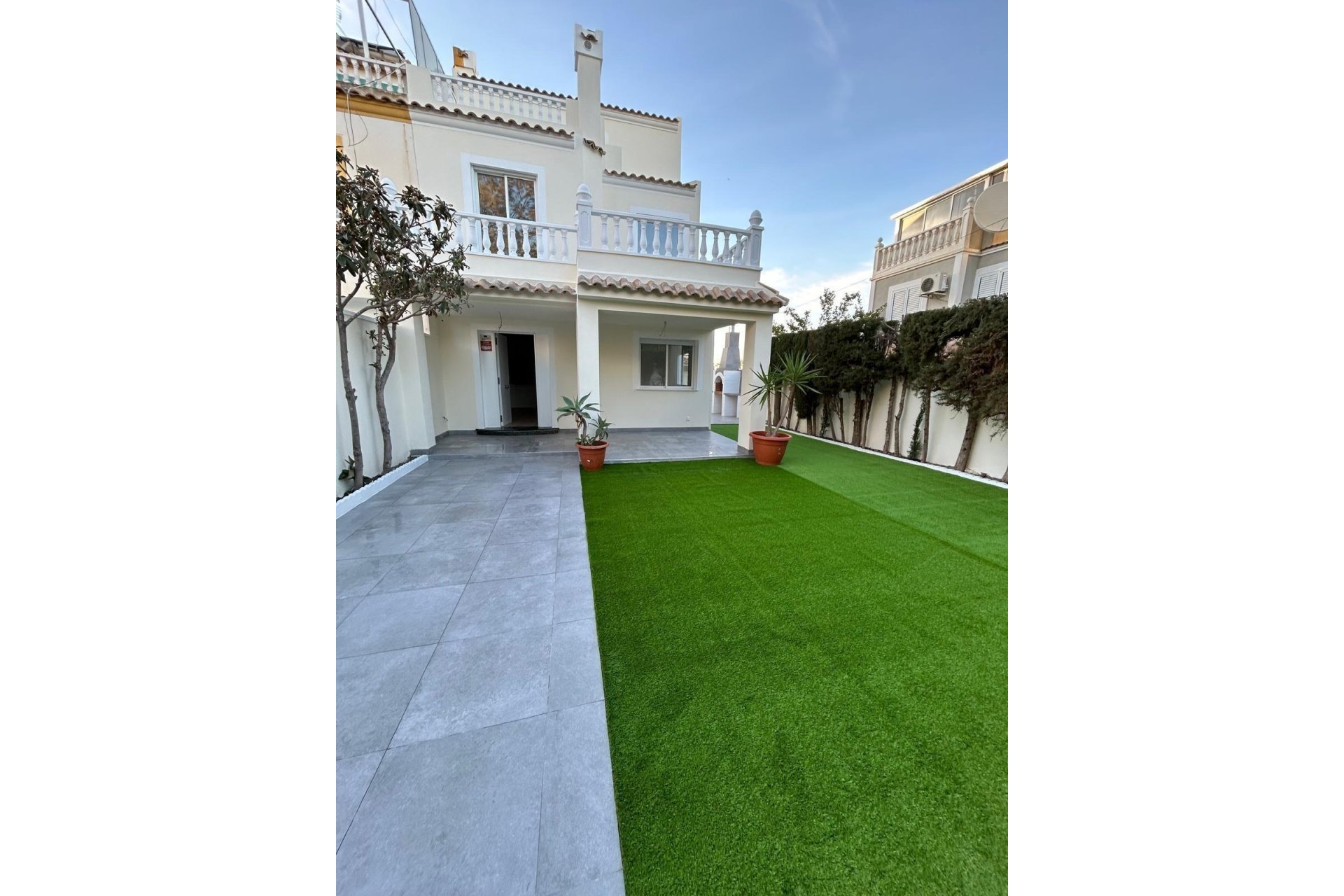 Resale - Terraced house - Torrevieja - Parque las naciones