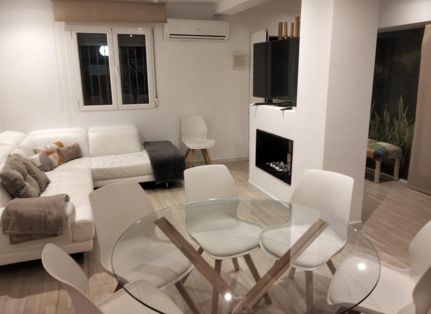 Resale - Terraced house - Torrevieja - Torretas