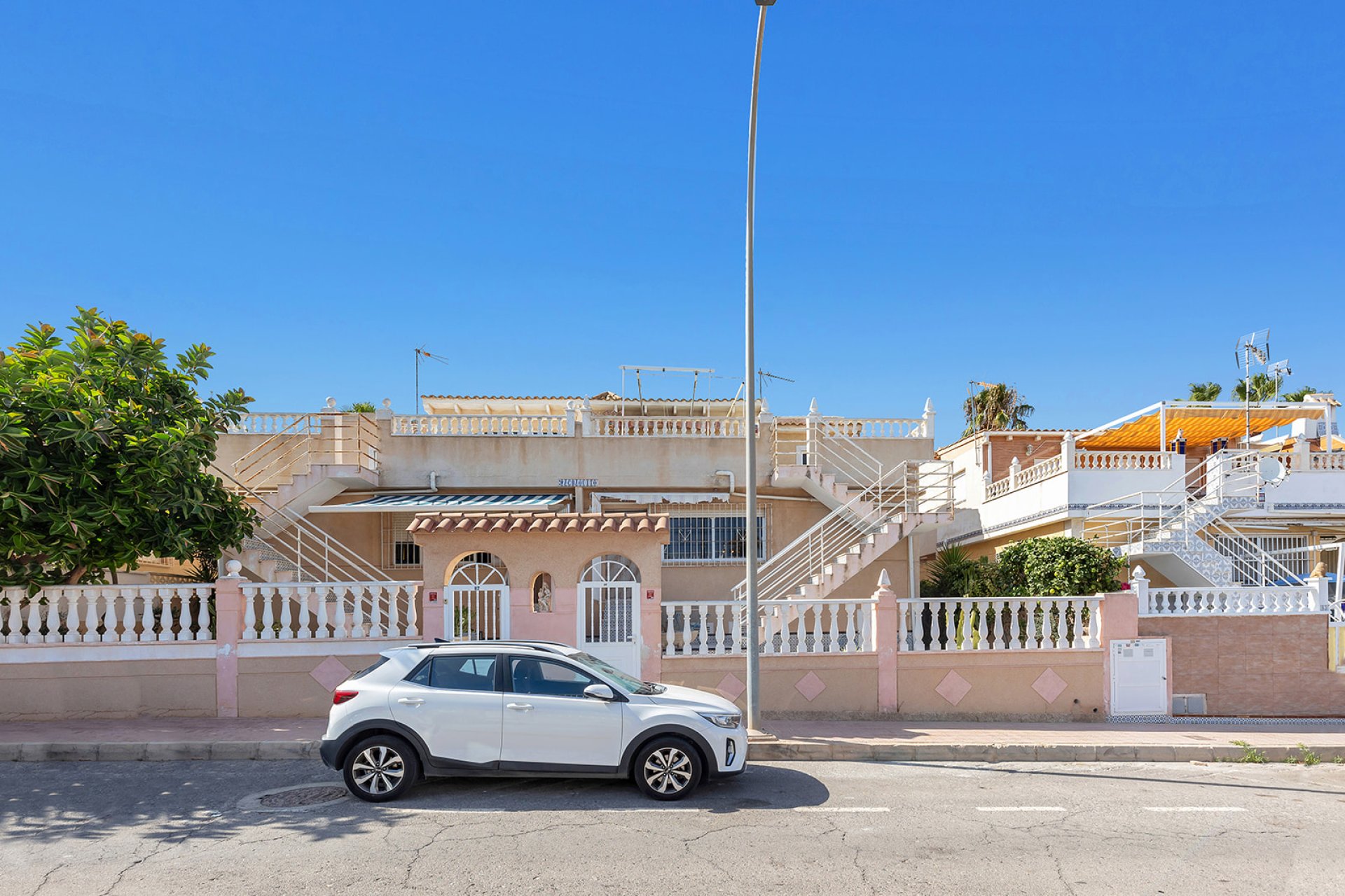 Resale - Town House - Los Balcones