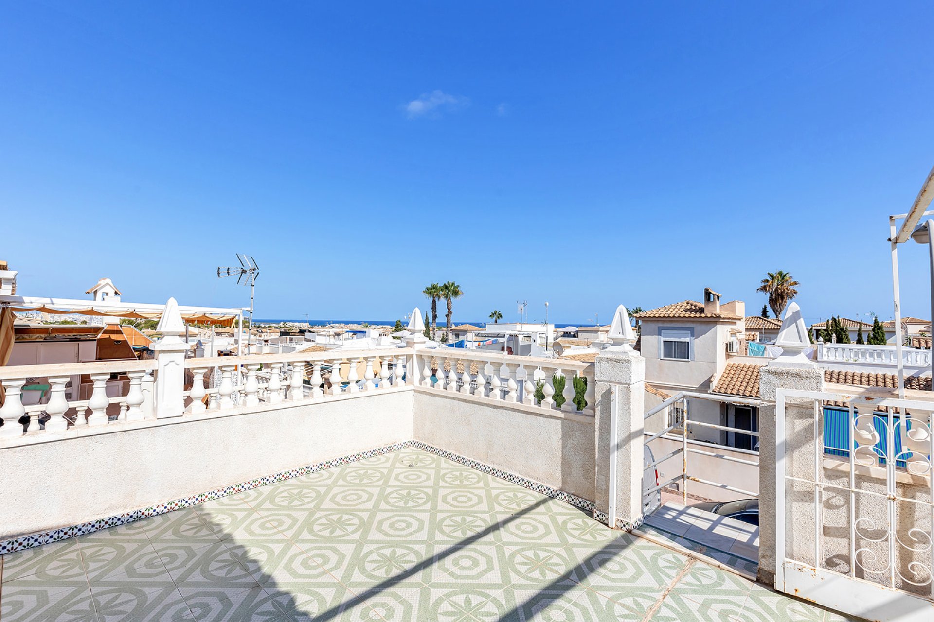 Resale - Town House - Los Balcones