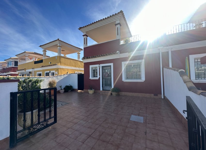 Resale - Town house / semi detached - Orihuela - Entre Naranjos