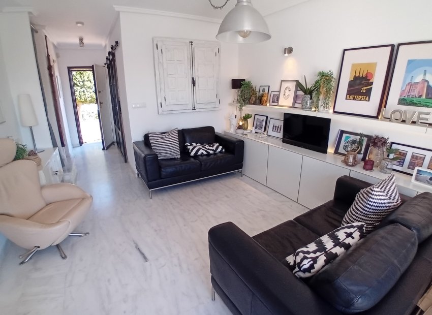 Resale - Townhouse * - Algorfa * - La Finca Golf *