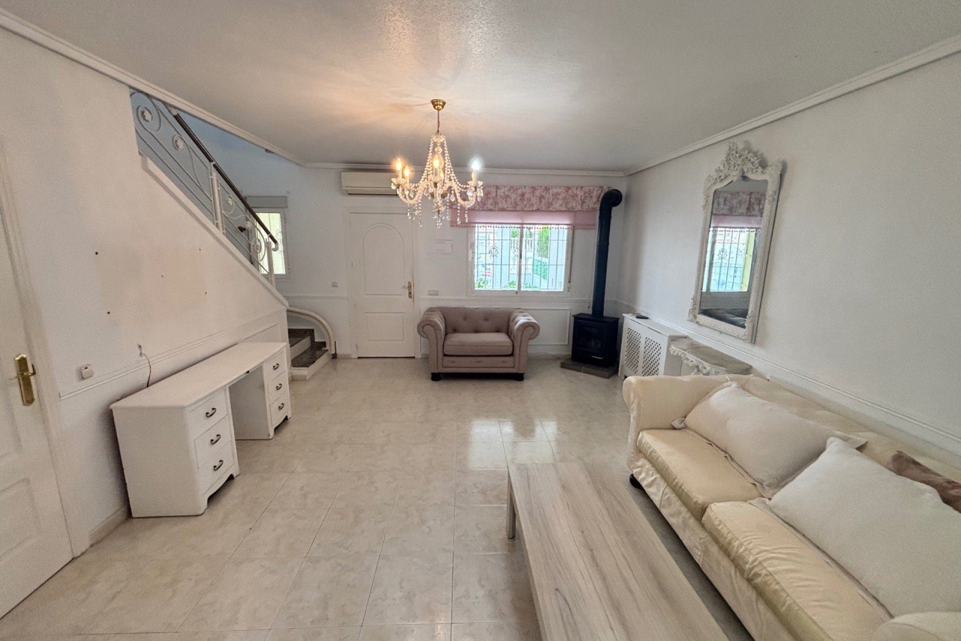 Resale - Townhouse * - Benijofar * - Monte Azul