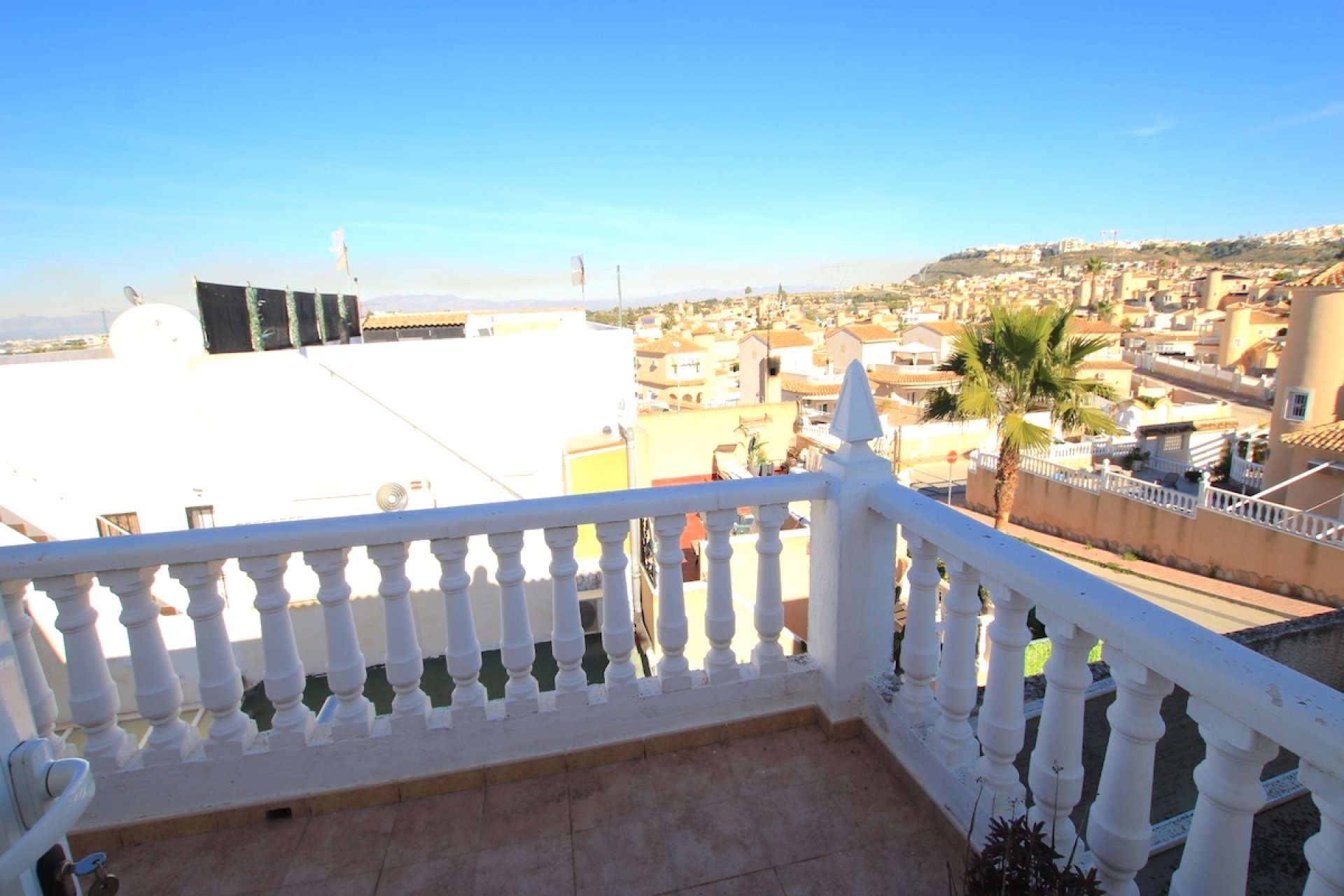 Resale - Townhouse * - Benijofar *