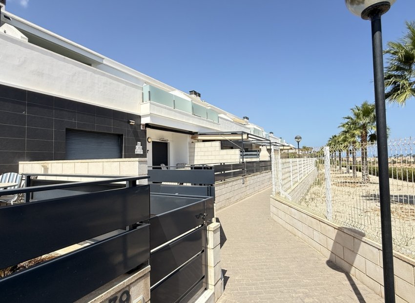 Resale - Townhouse * - Cabo Roig *