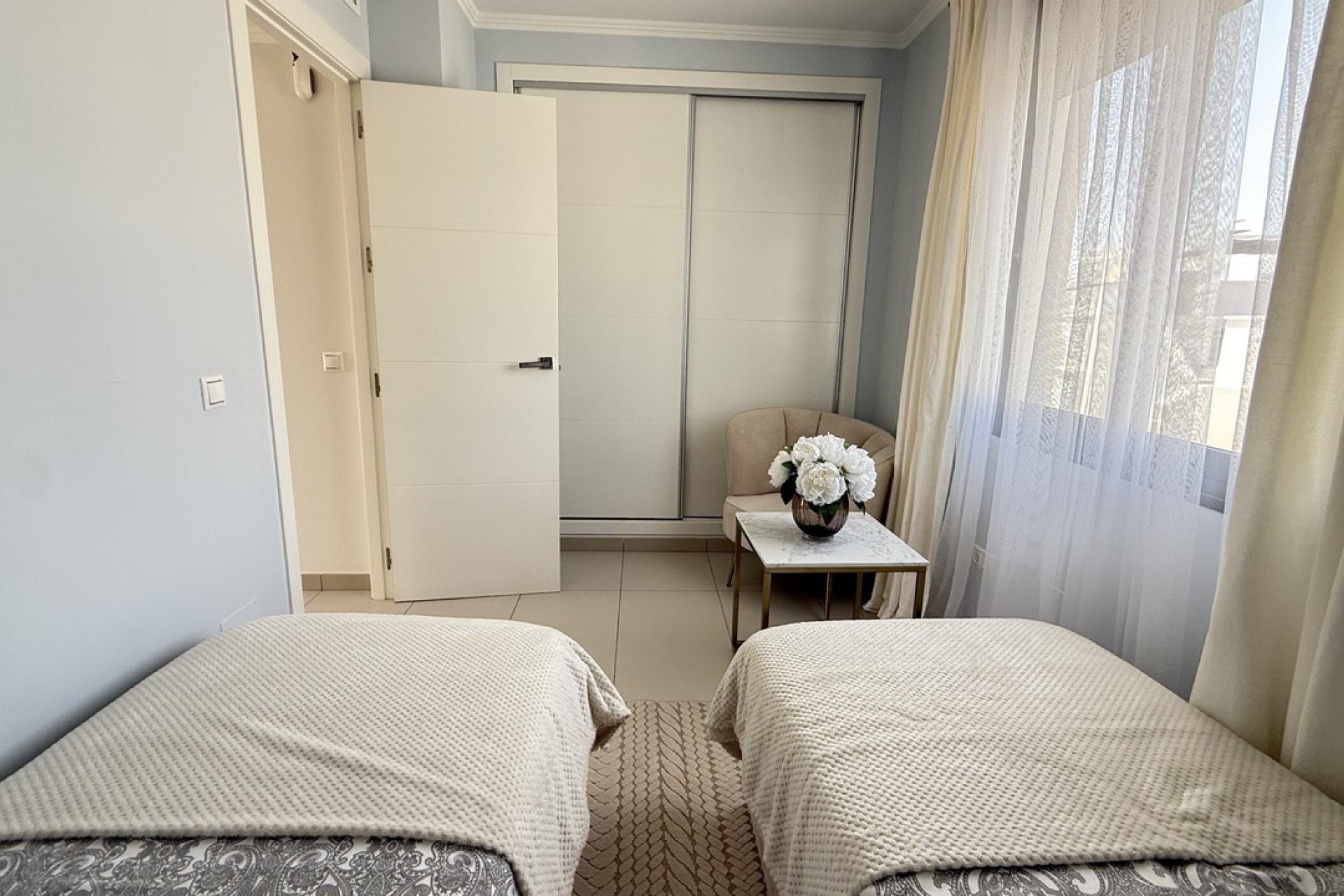 Resale - Townhouse * - Cabo Roig *