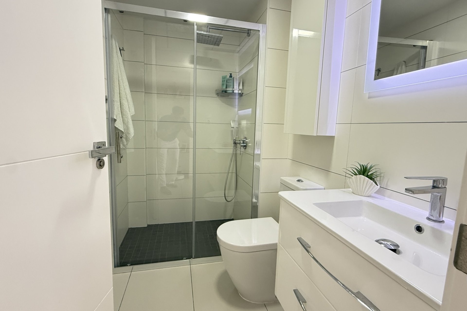 Resale - Townhouse * - Cabo Roig *