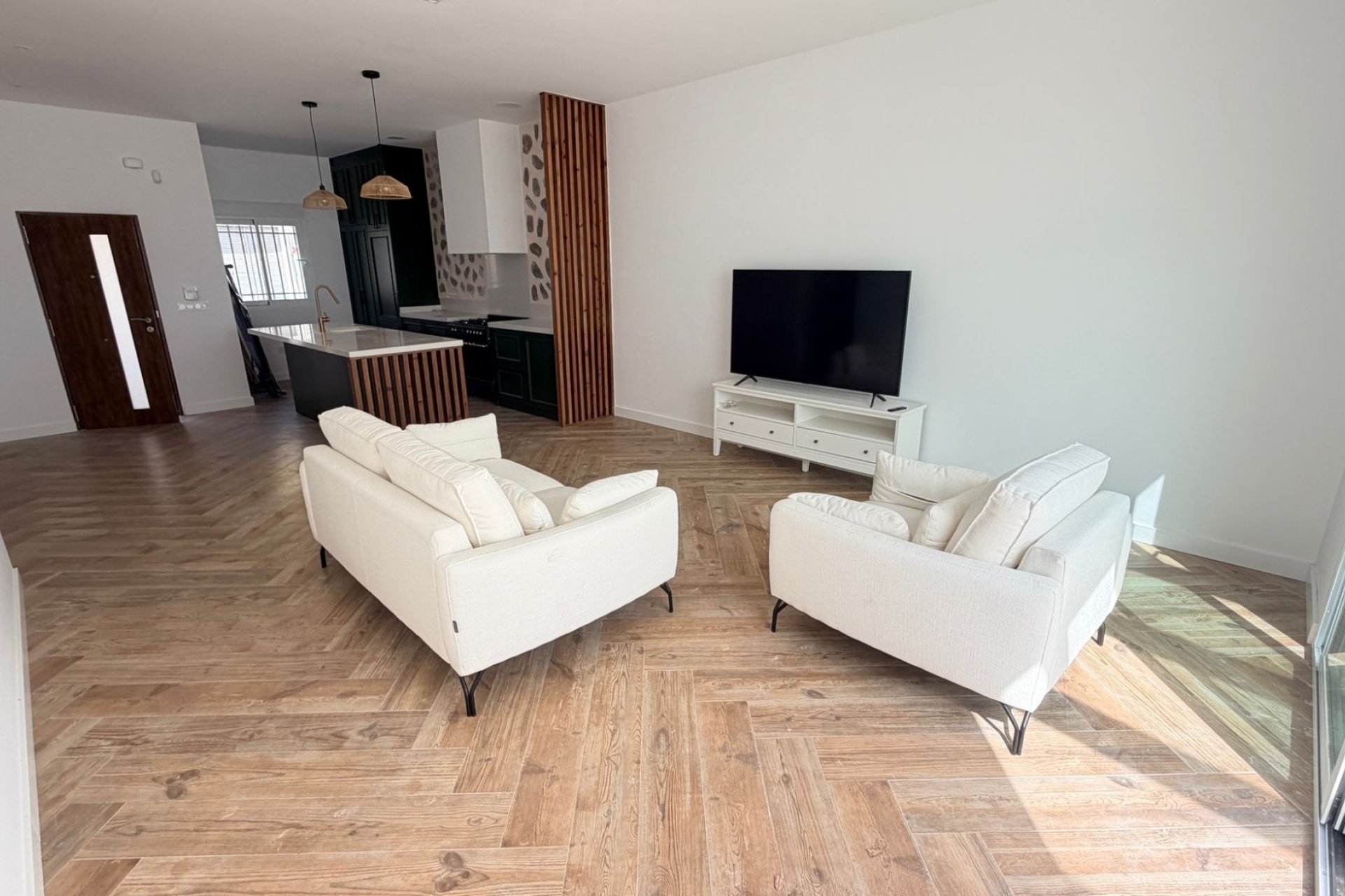 Resale - Townhouse * - Catral *