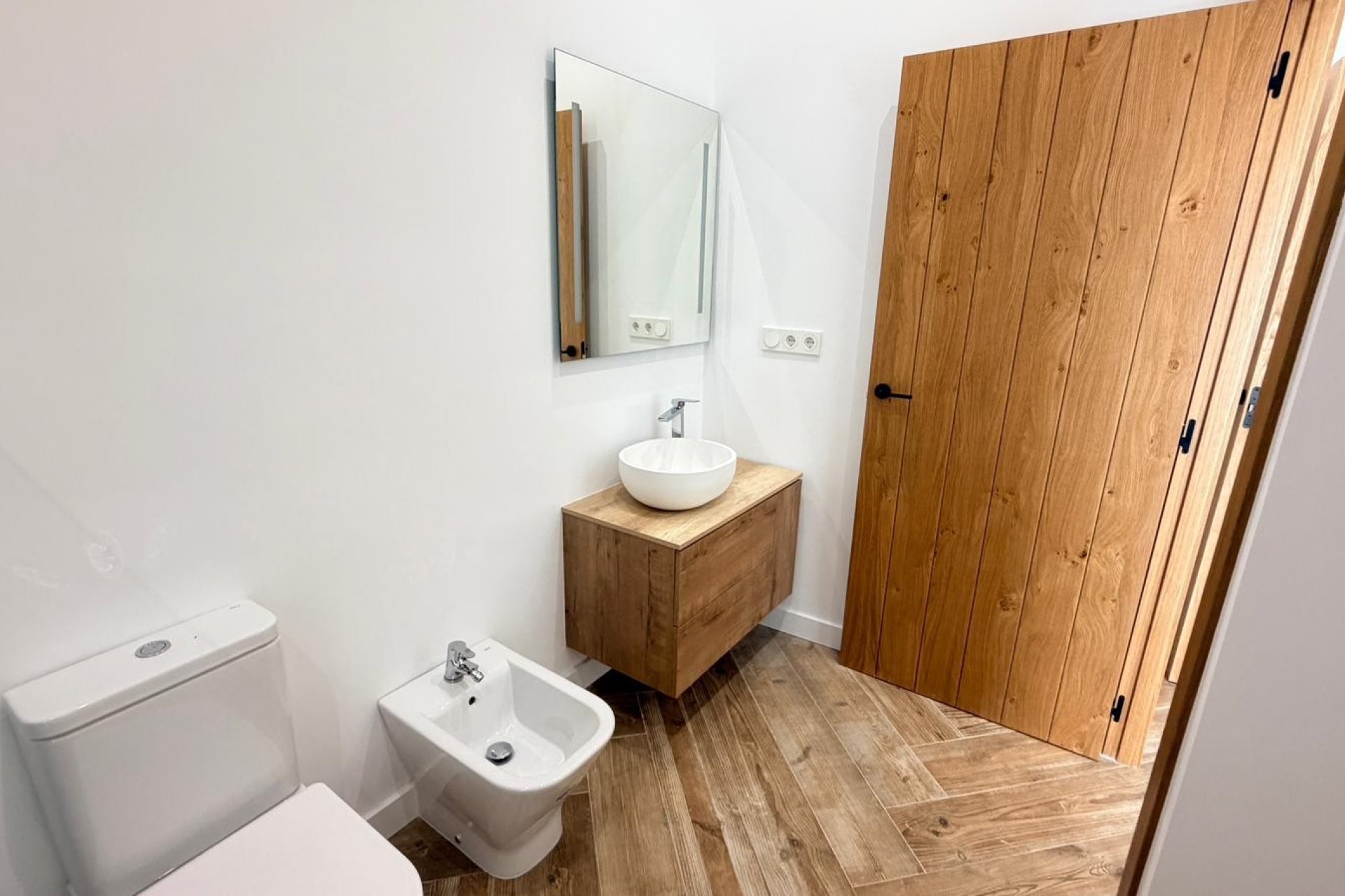 Resale - Townhouse * - Catral *
