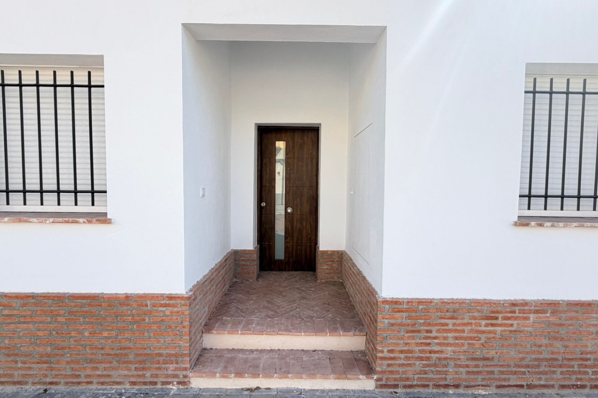 Resale - Townhouse * - Catral *