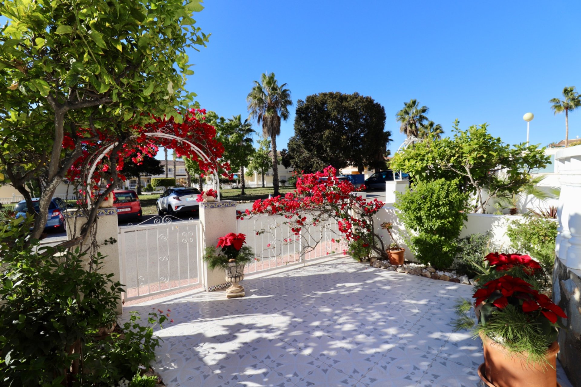 Resale - Townhouse * - Ciudad Quesada * - Doña Pepa *