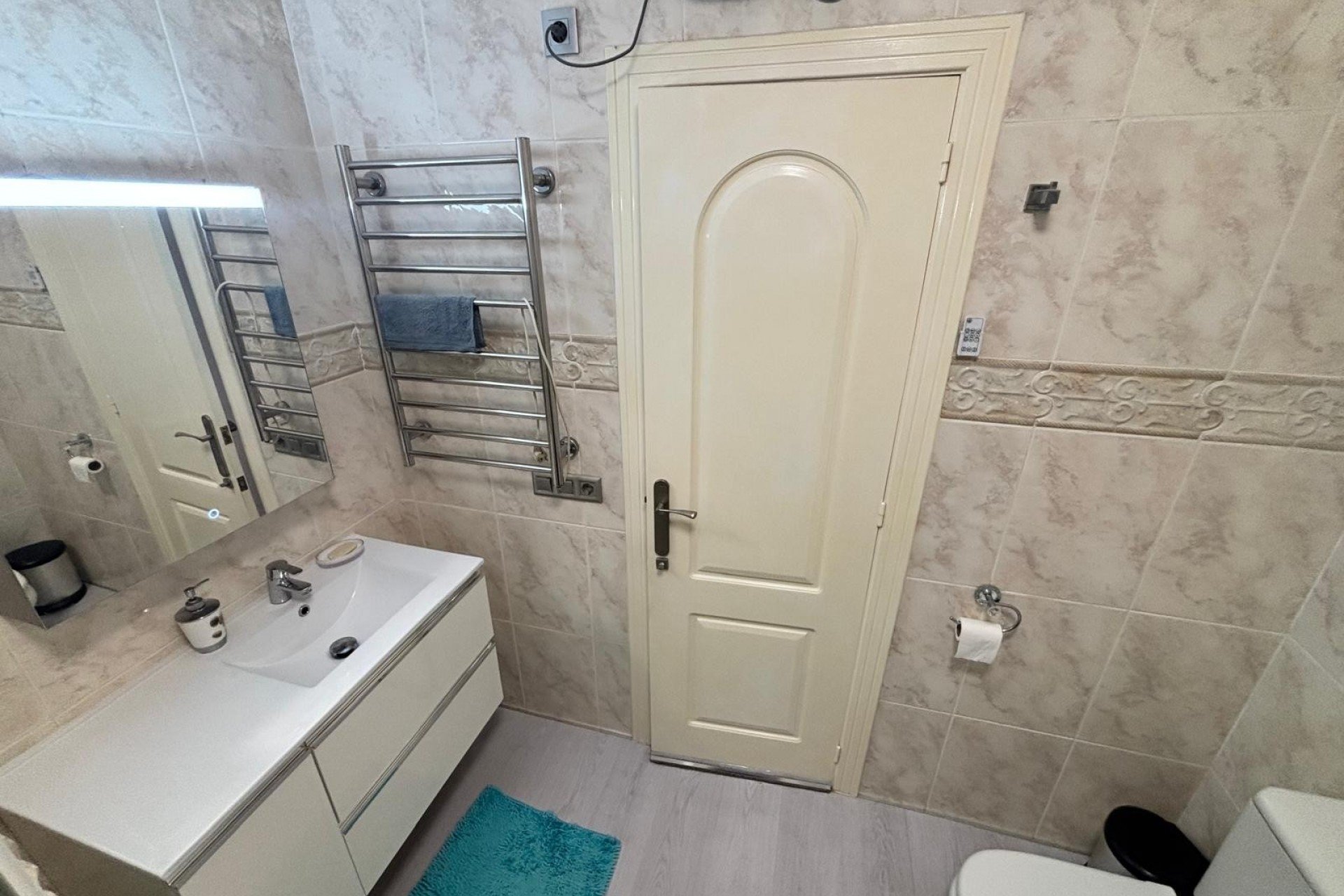 Resale - Townhouse * - Ciudad Quesada * - Doña Pepa *