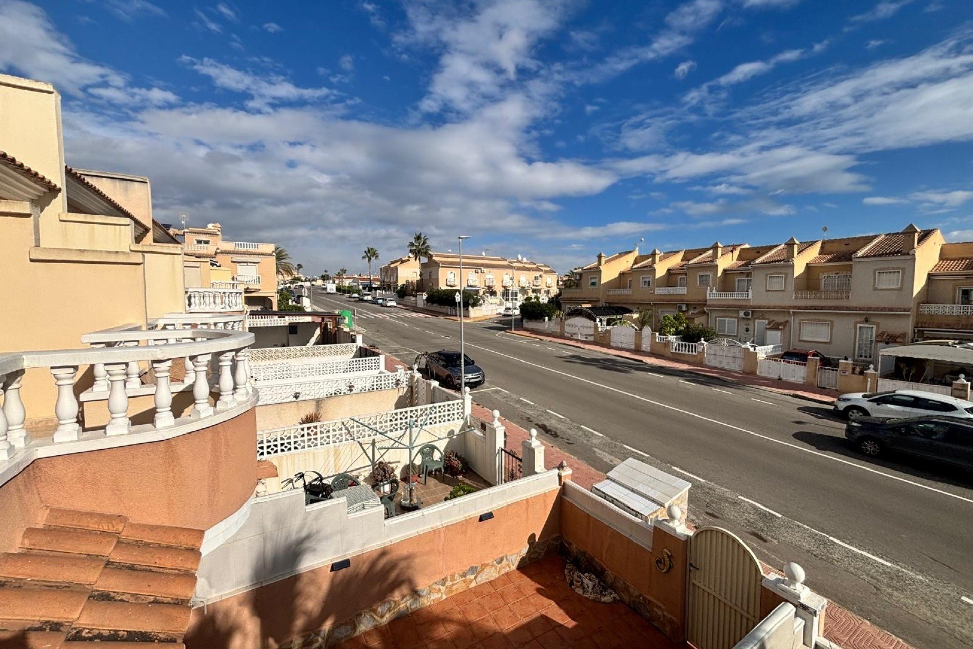 Resale - Townhouse * - Ciudad Quesada * - Doña Pepa *