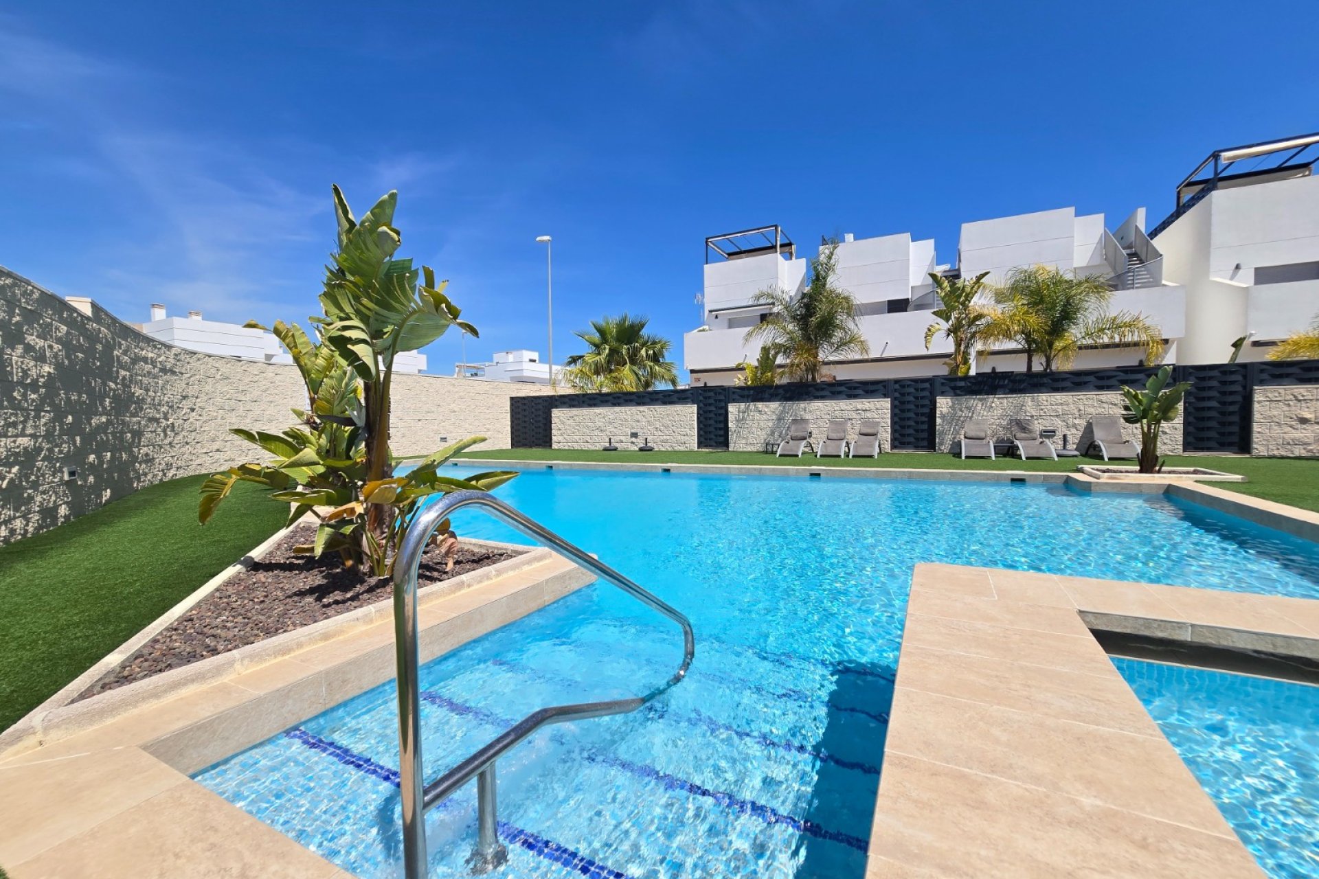 Resale - Townhouse * - Ciudad Quesada * - Doña Pepa *